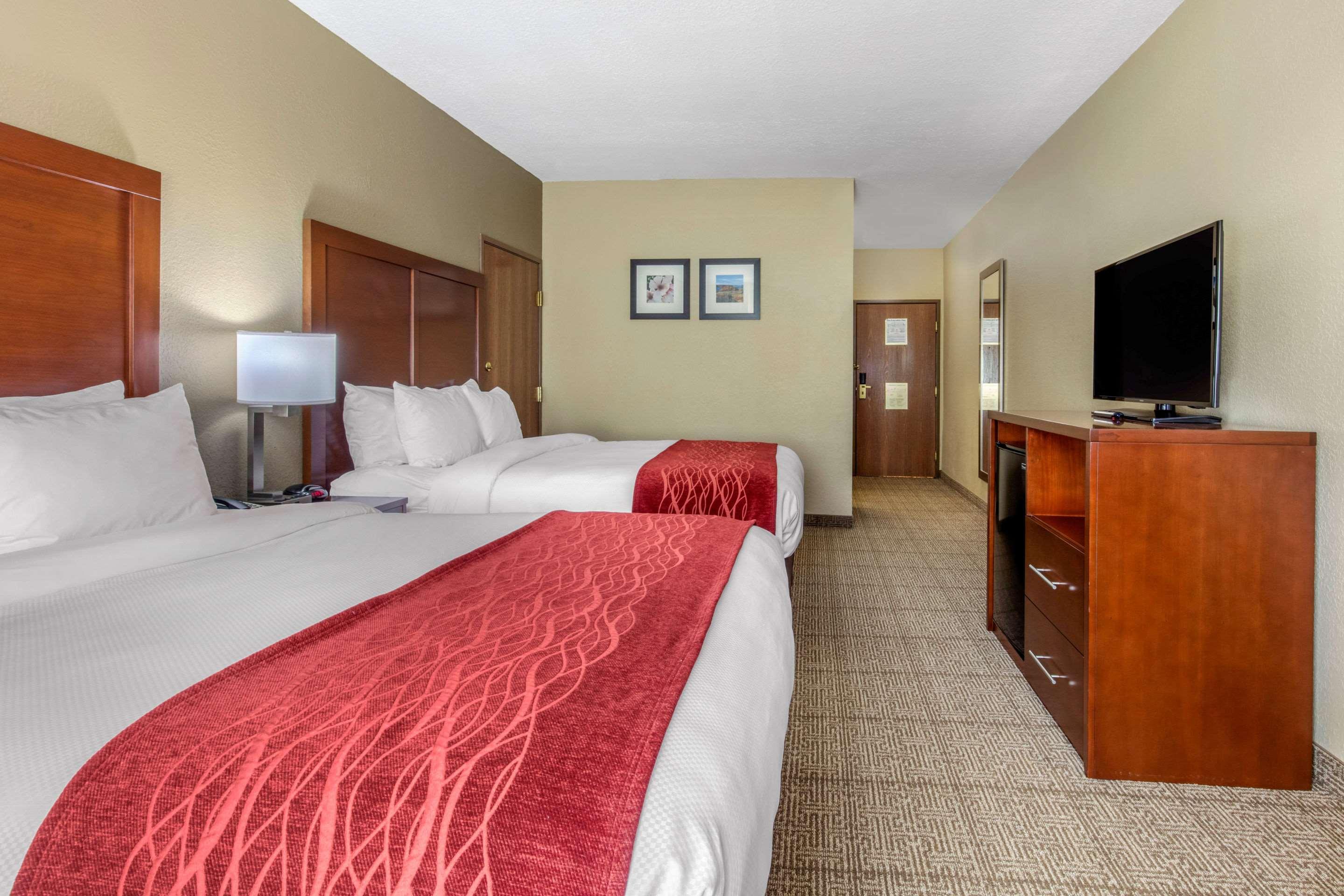 Comfort Inn & Suites McComb Exteriör bild