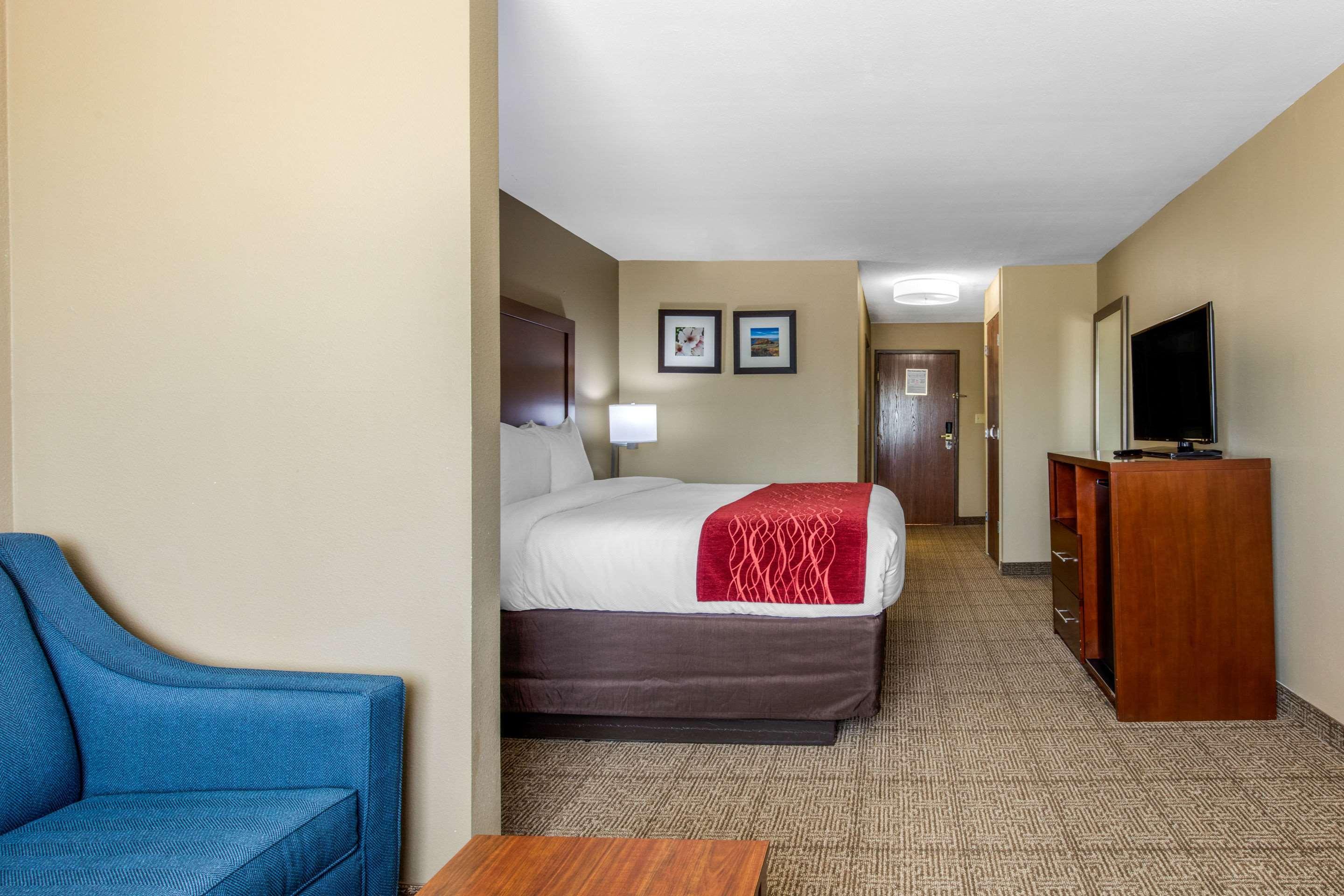 Comfort Inn & Suites McComb Exteriör bild