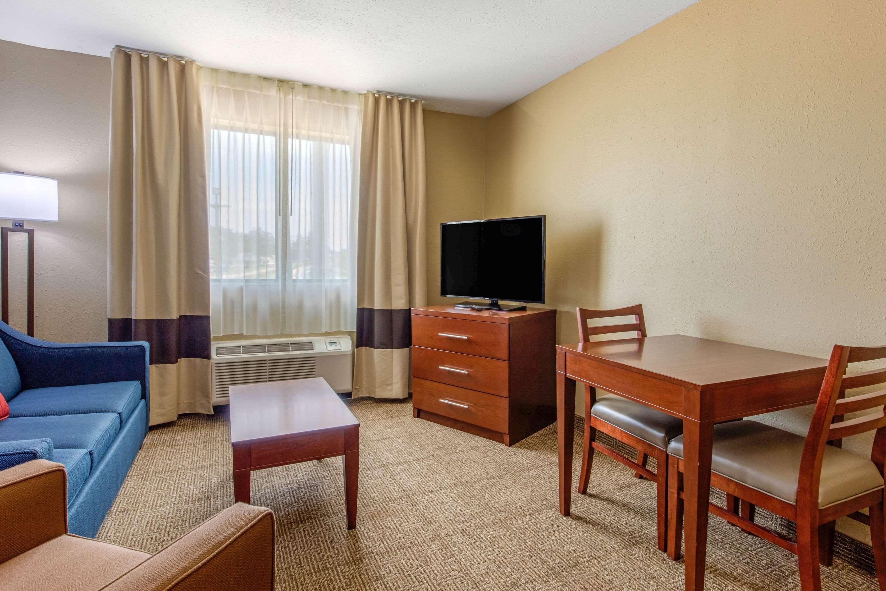 Comfort Inn & Suites McComb Exteriör bild