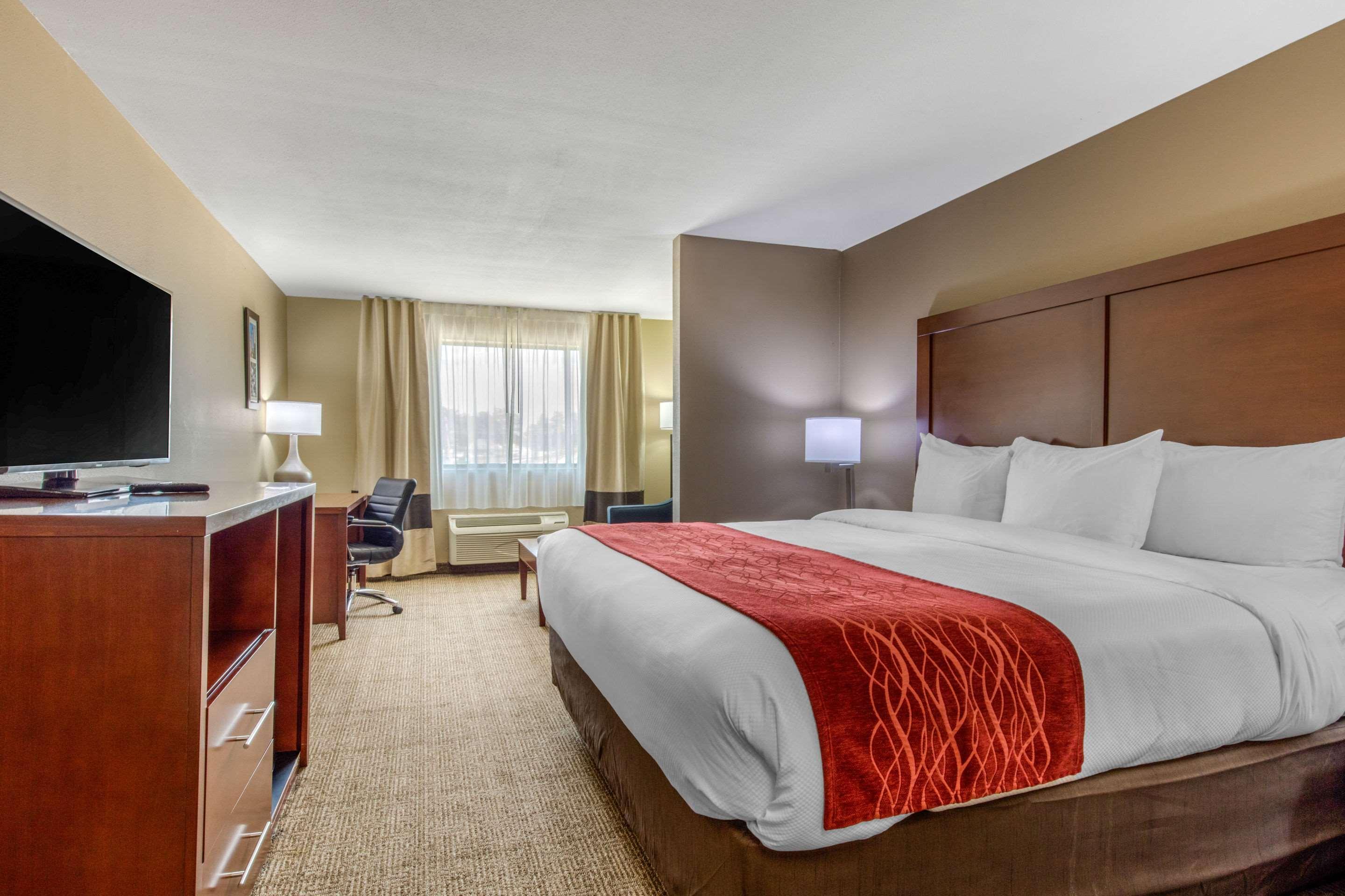 Comfort Inn & Suites McComb Exteriör bild