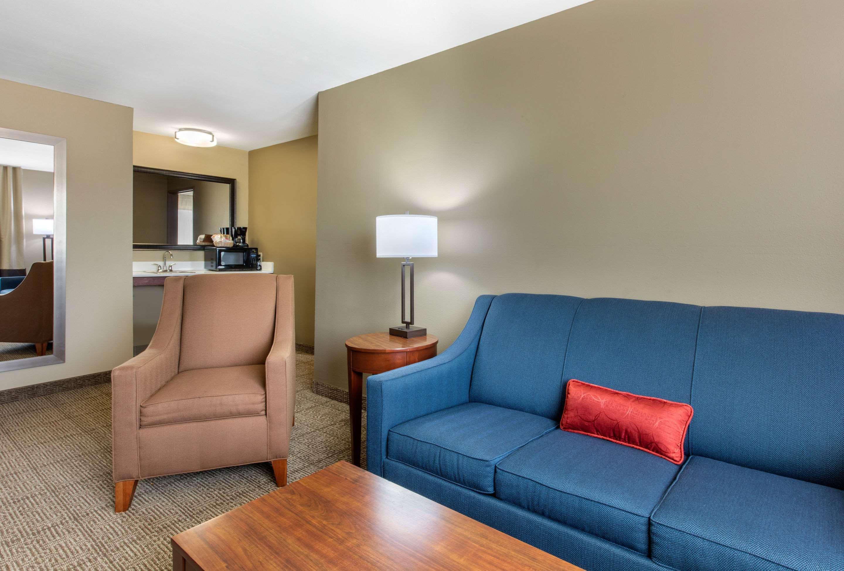 Comfort Inn & Suites McComb Exteriör bild